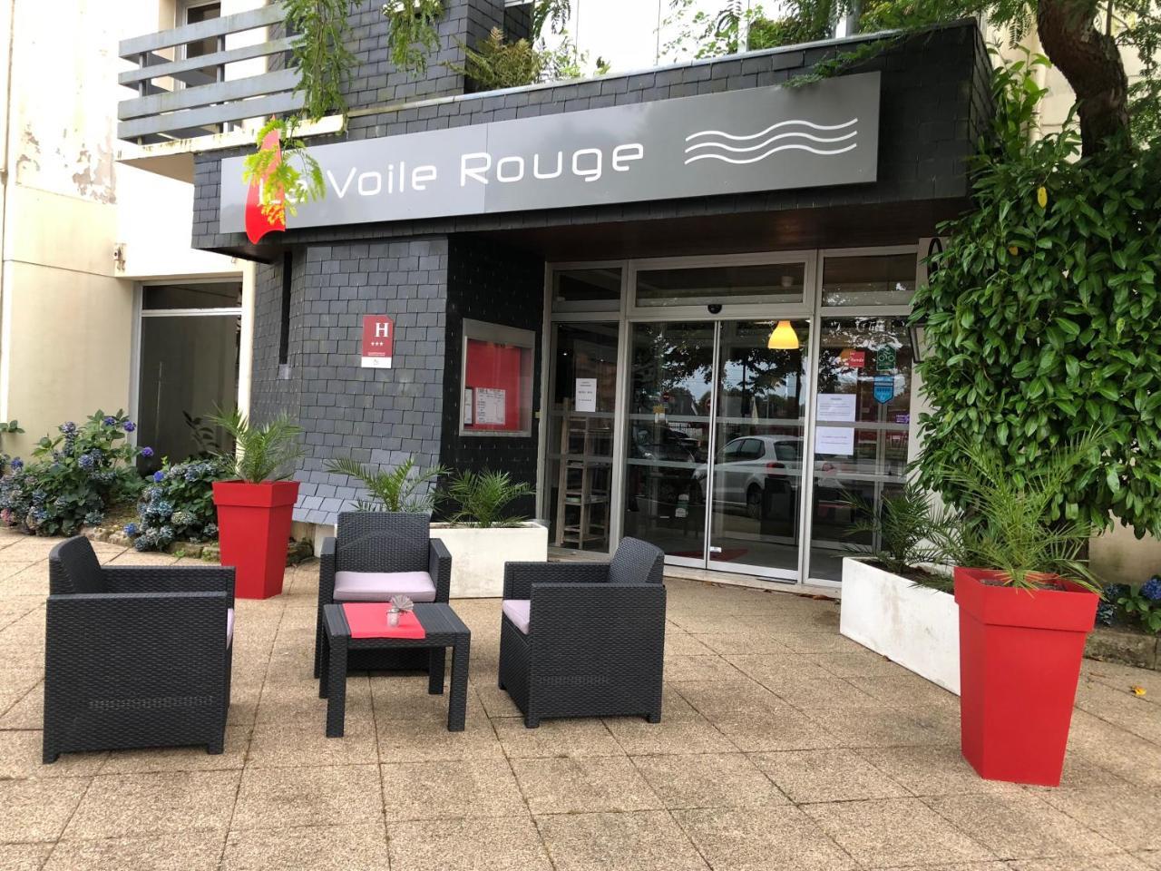 Hotel La Voile Rouge Rosporden Esterno foto