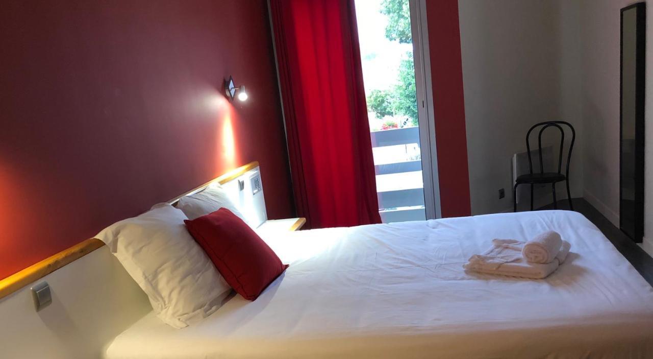 Hotel La Voile Rouge Rosporden Esterno foto