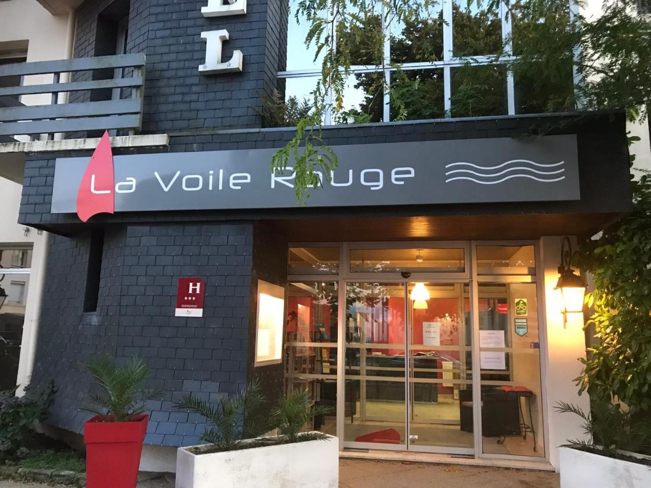 Hotel La Voile Rouge Rosporden Esterno foto