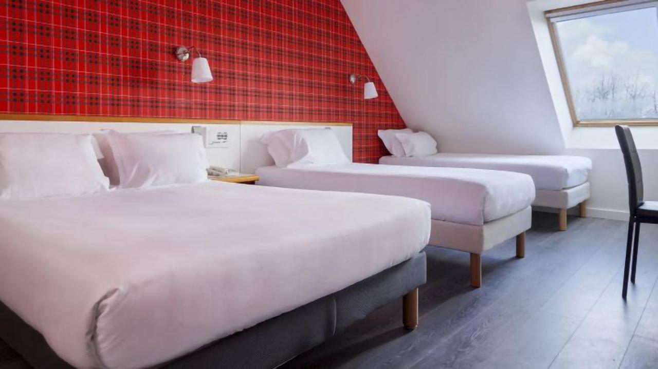 Hotel La Voile Rouge Rosporden Esterno foto
